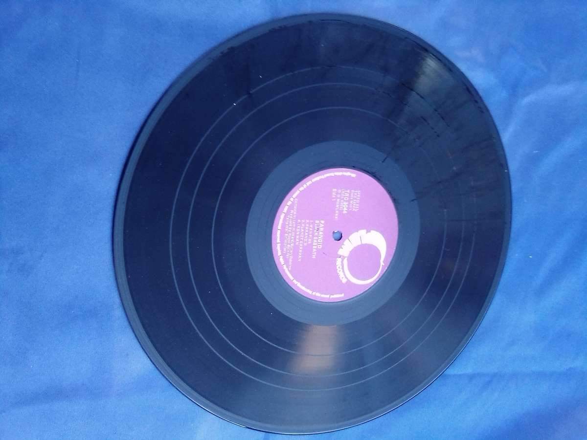 L.P. Black Sabbath.  Paranoid.  Cover: Very good.  L.P.: Very good.