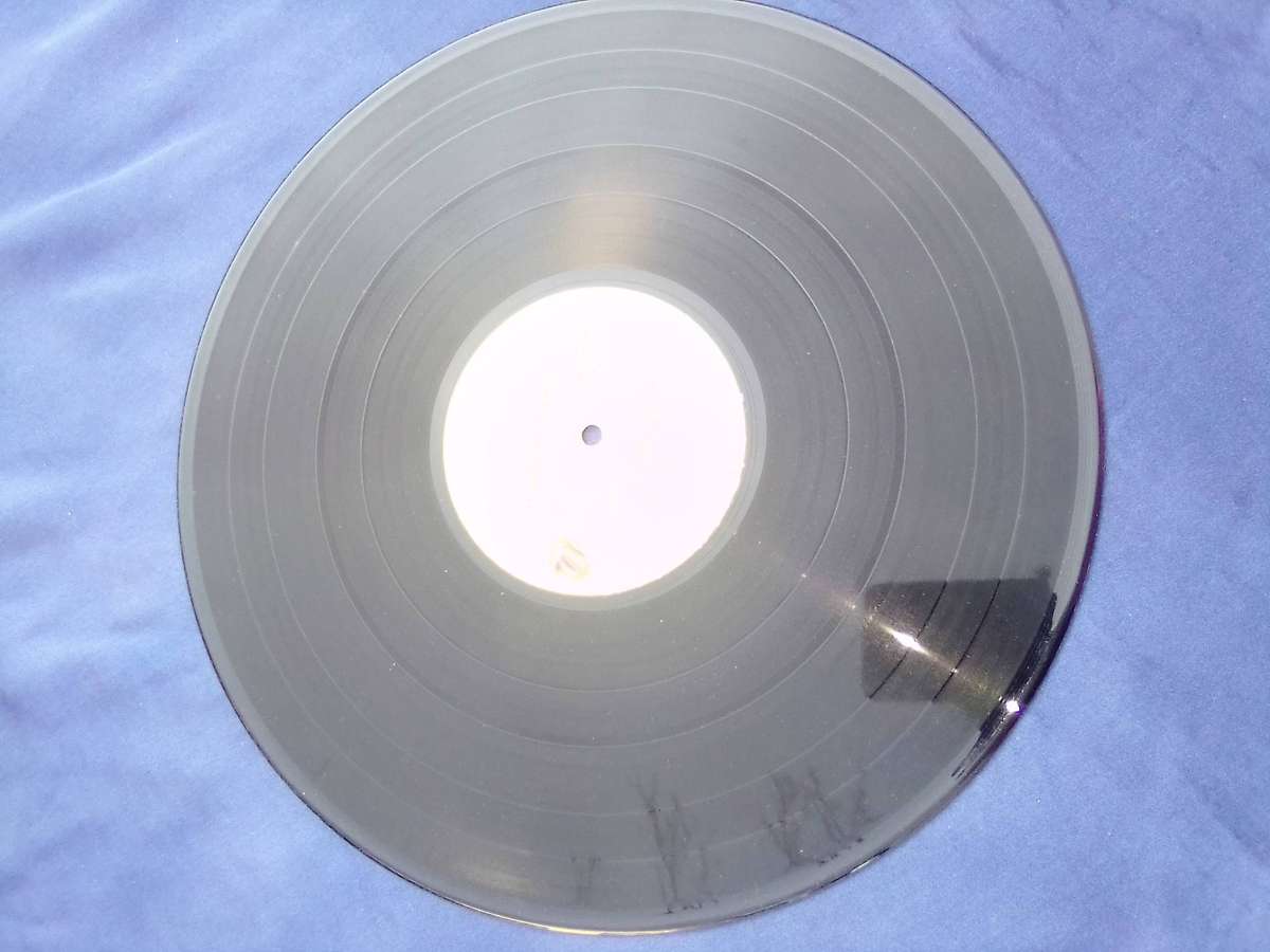 L.P.  The Rolling Stones.  It's Only Rock n Roll. . Cover: Good.  L.P.:Very good.