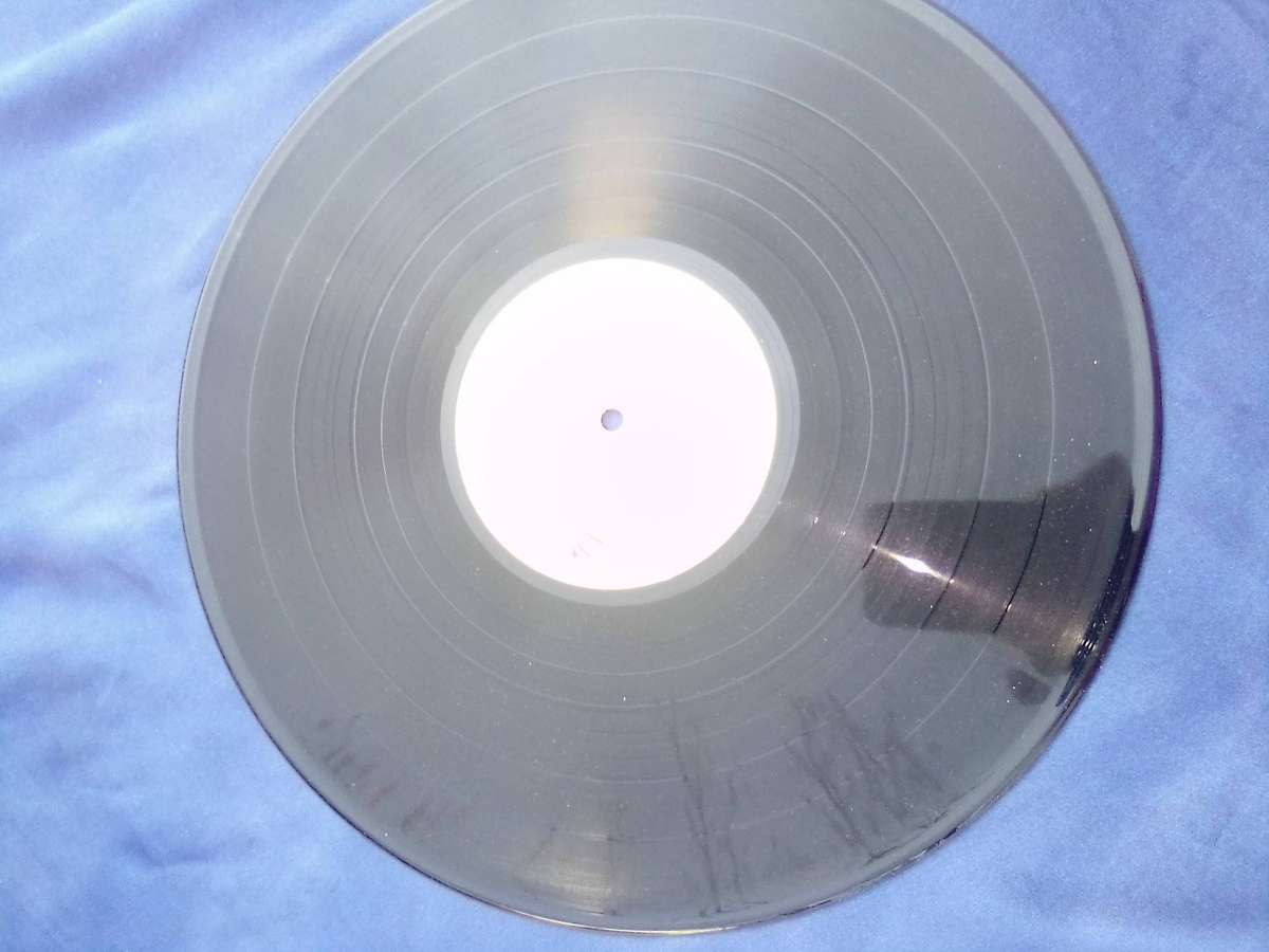 L.P.  The Rolling Stones.  It's Only Rock n Roll. . Cover: Good.  L.P.:Very good.