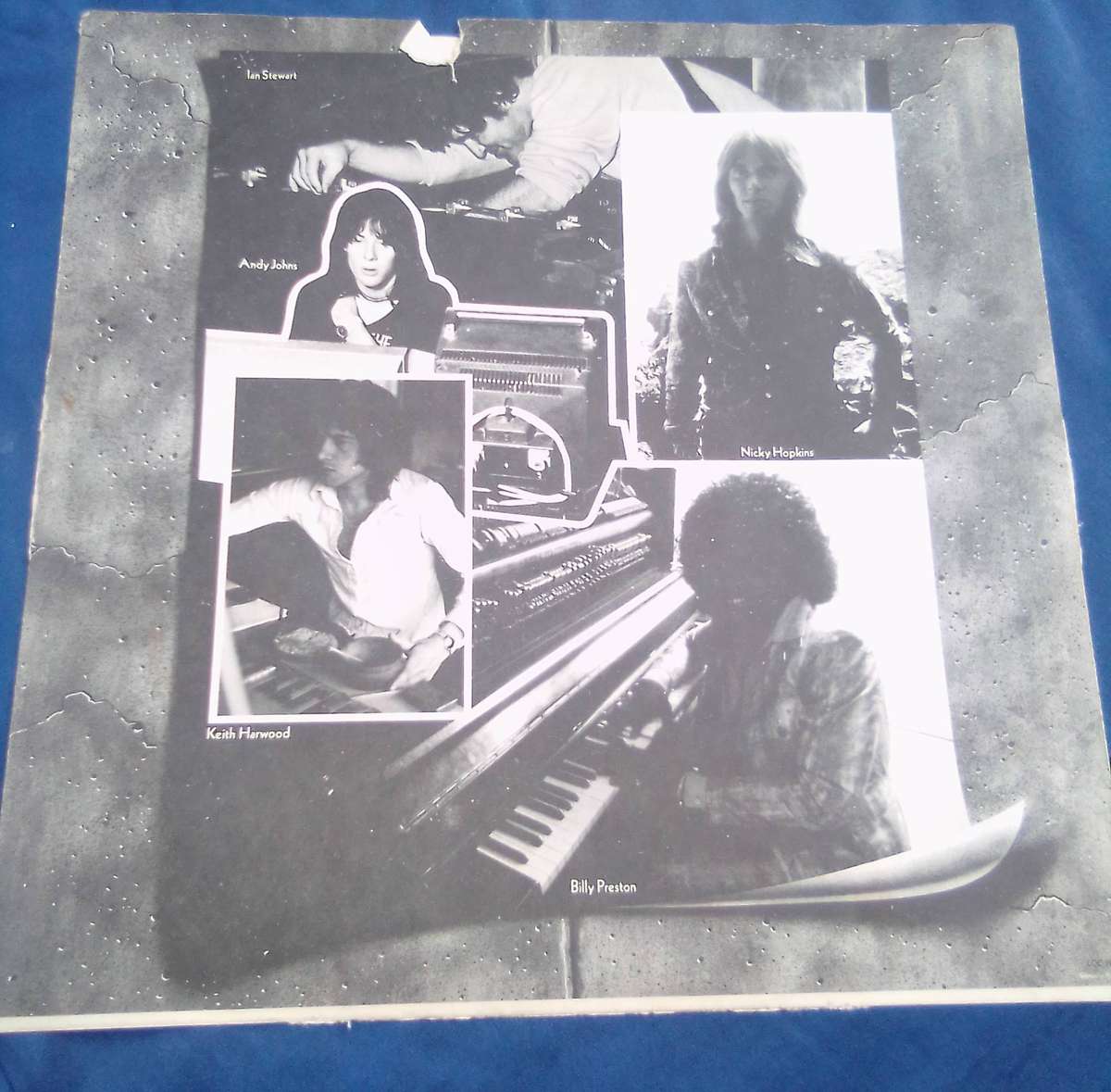 L.P.  The Rolling Stones.  It's Only Rock n Roll. . Cover: Good.  L.P.:Very good.