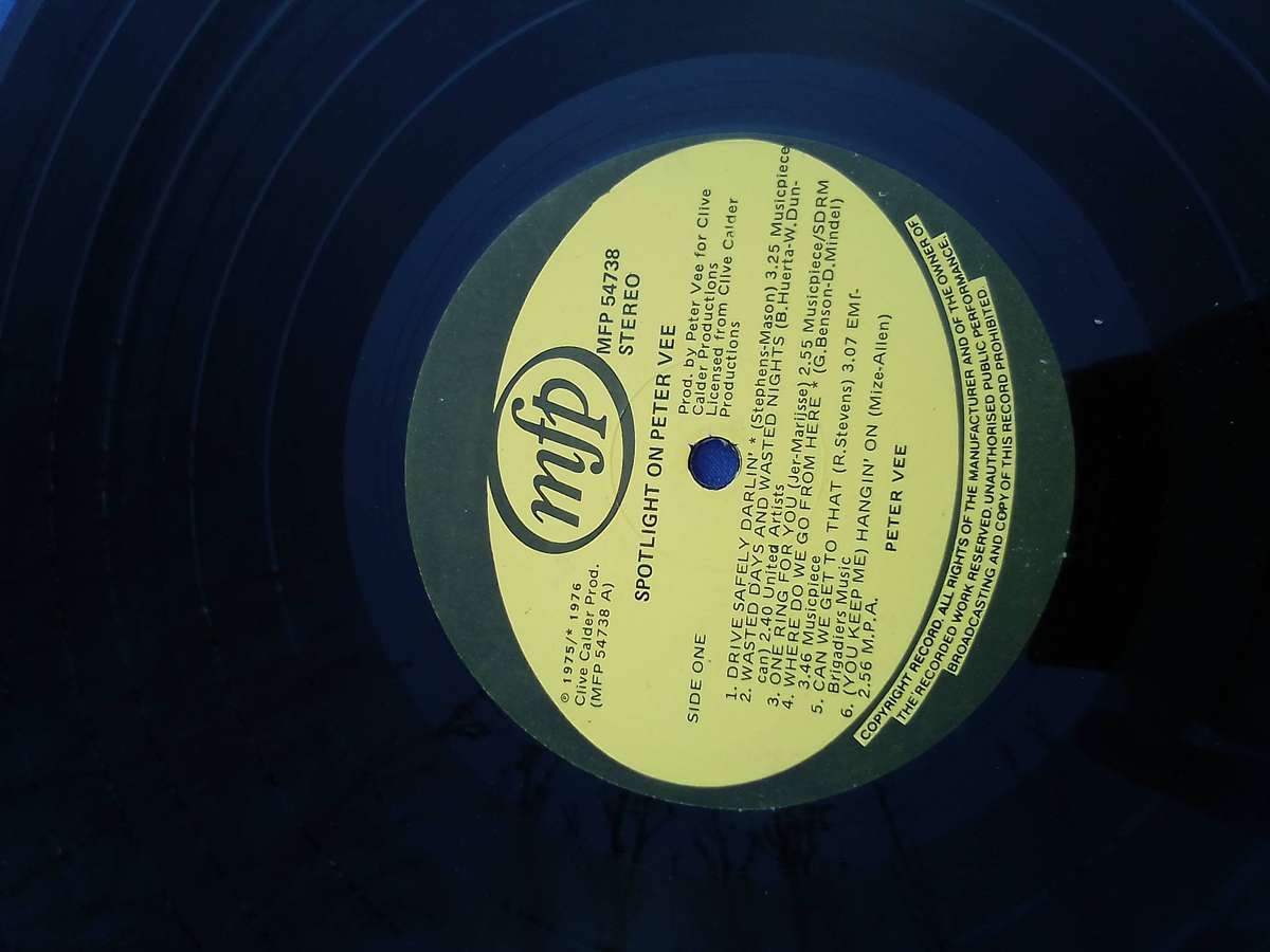 L.P. Peter Vee.   Cover: Good. L.P.:Very good.