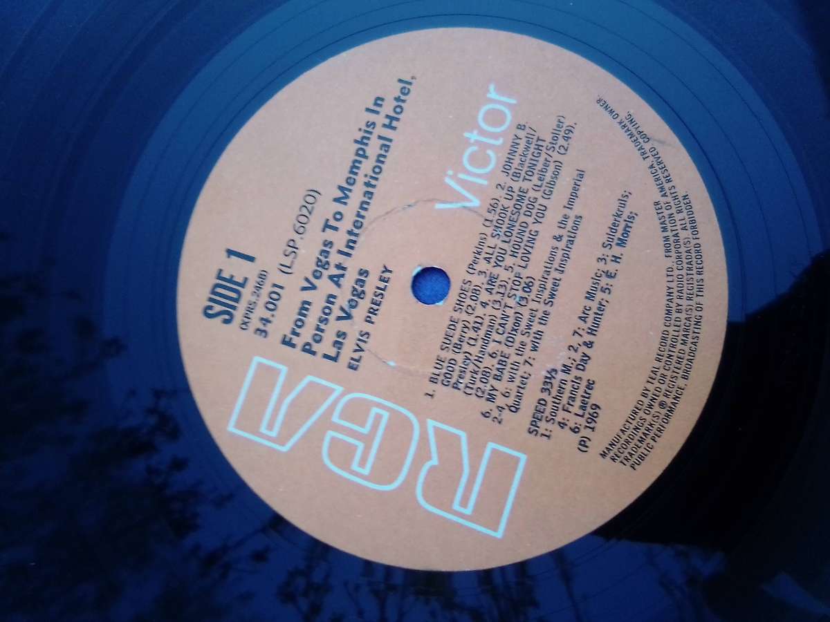 L.P. Vinyl Record. Elvis in Person at the International Hotel. Back in Memphis.  Double L P.  VG+ VG