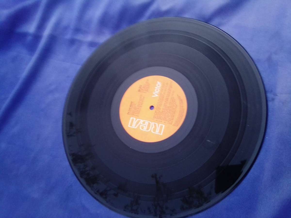 L.P. Vinyl Record.  Elvis Now.  VG+ VG