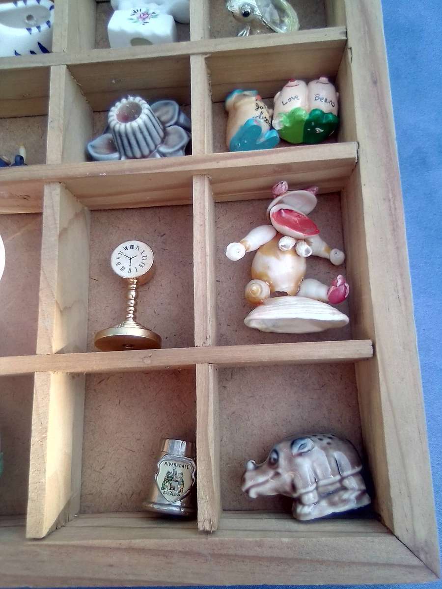 Printer's-tray (small 400x300) c/w ornaments