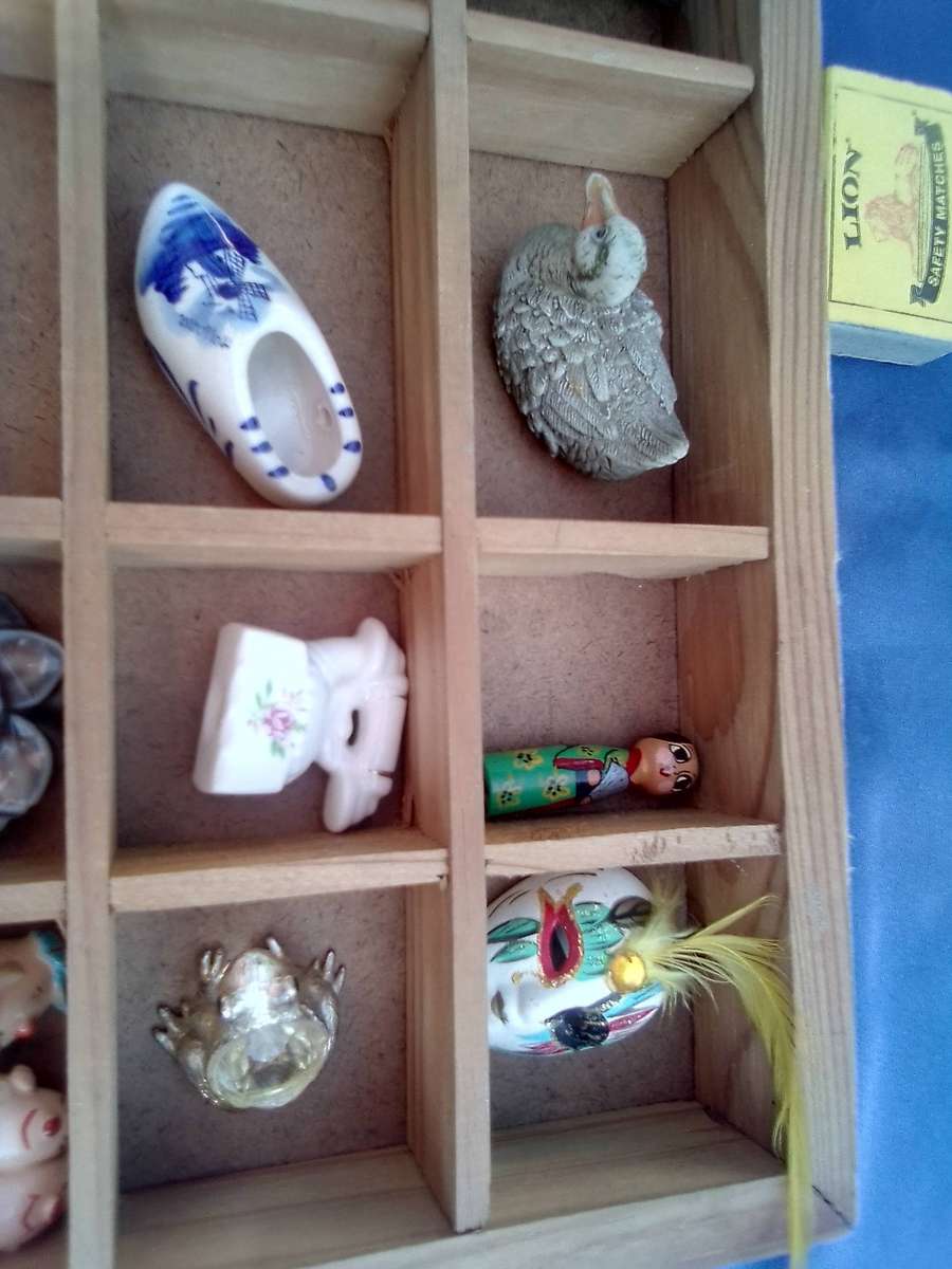 Printer's-tray (small 400x300) c/w ornaments