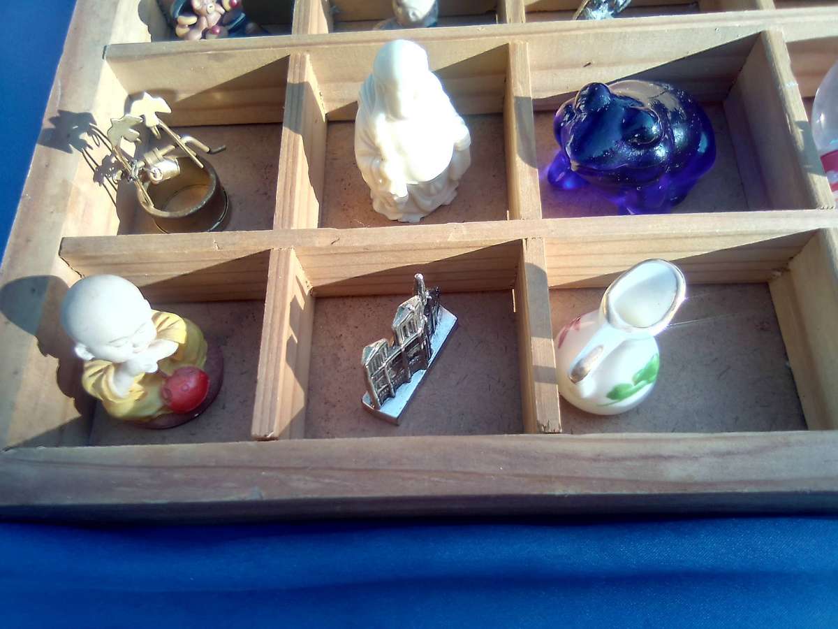 Printer's-tray (small 400x300) c/w ornaments