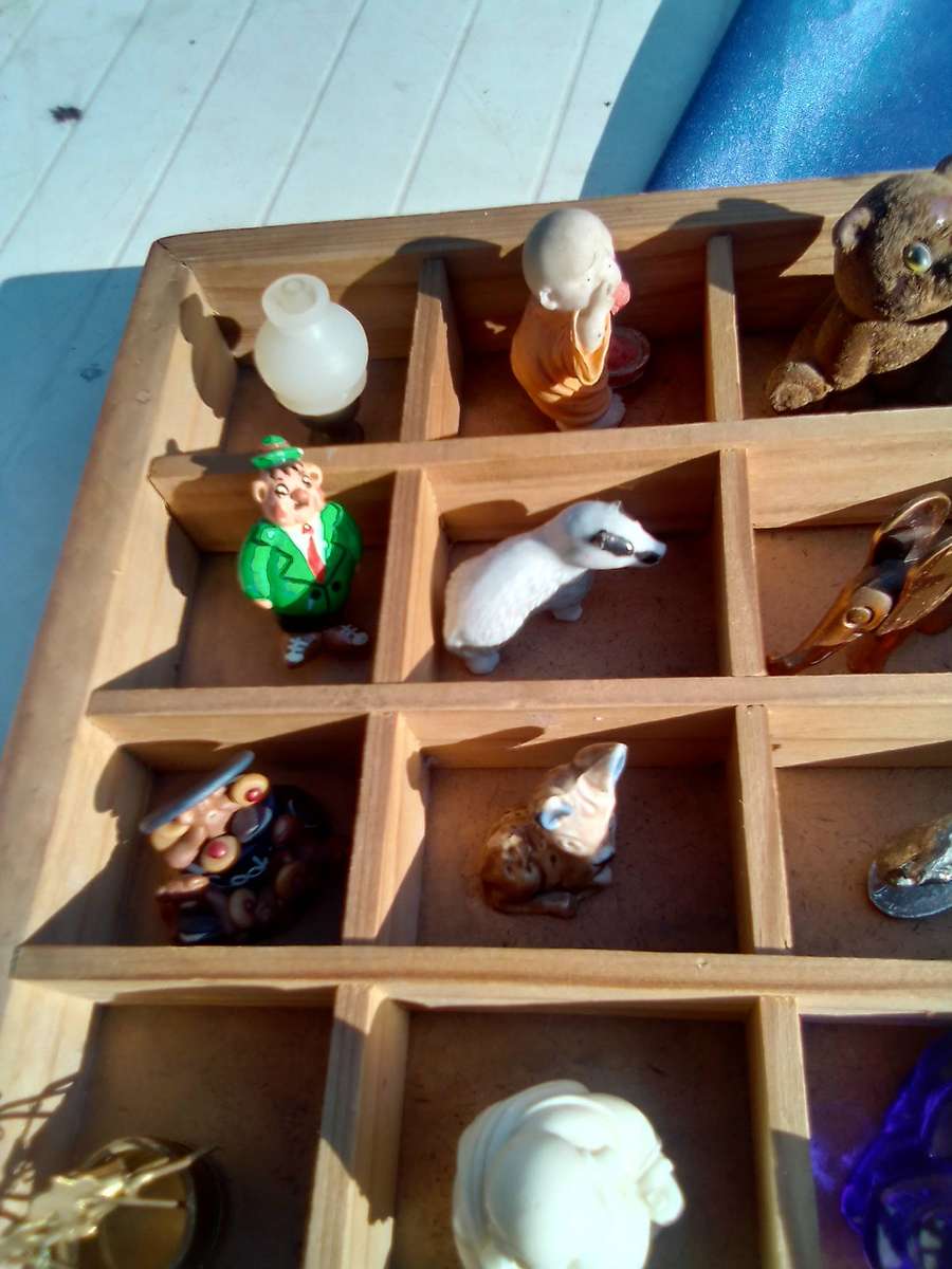 Printer's-tray (small 400x300) c/w ornaments