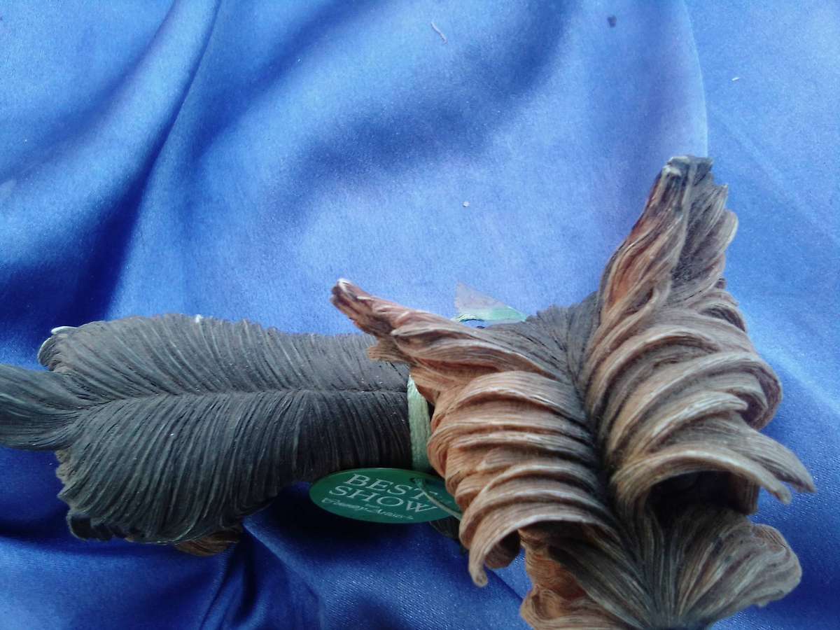 Large figurine of "Best on Show."  Terrier.