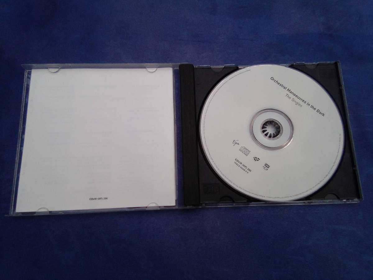 CD. Orchestral Manouvres in the dark.  The OMD Singles..