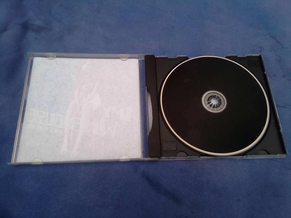 CD. Amy Winehouse.  Back to Black.