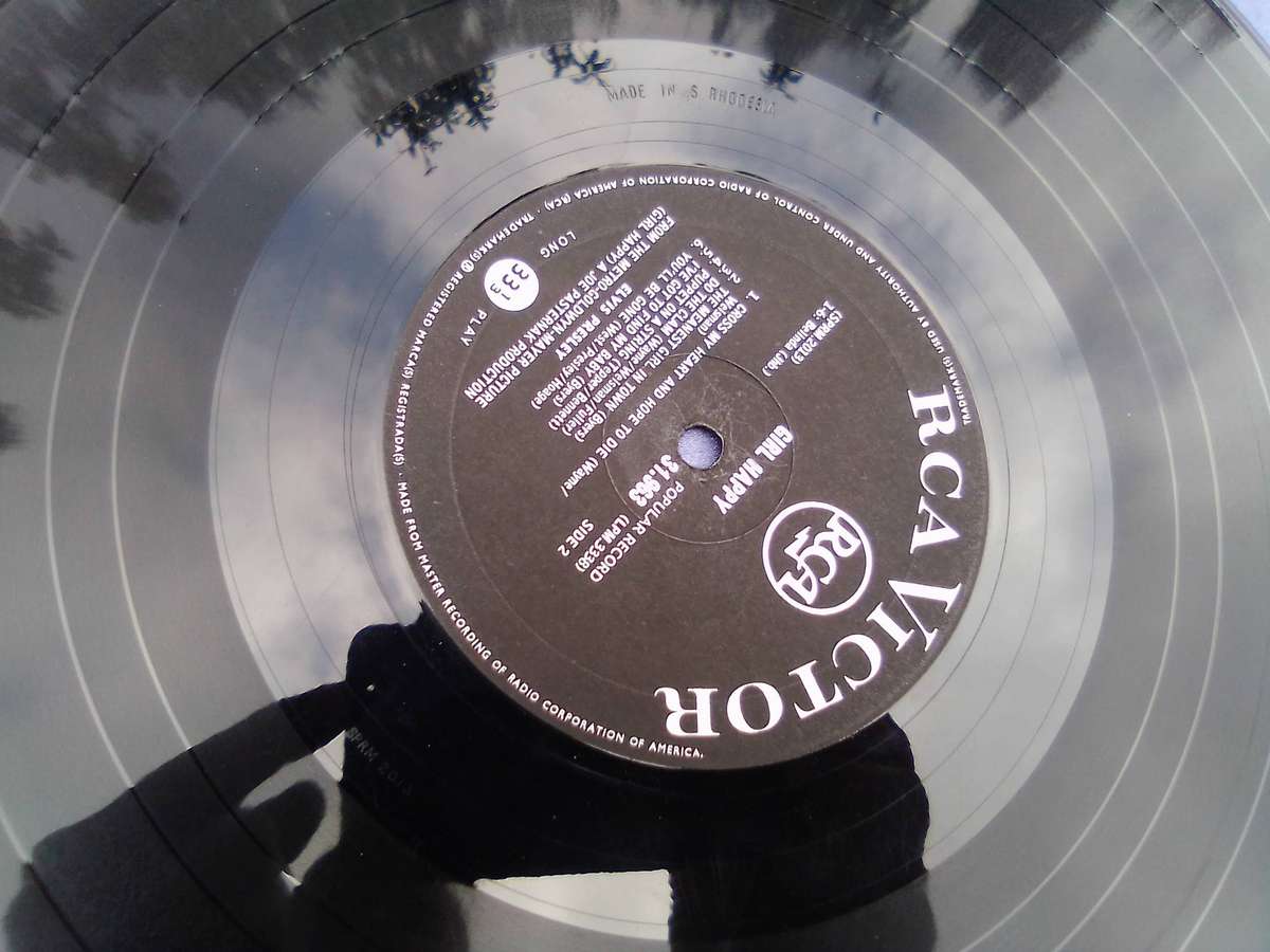 L.P.  Elvis.  Girl Happy.  VG  VG