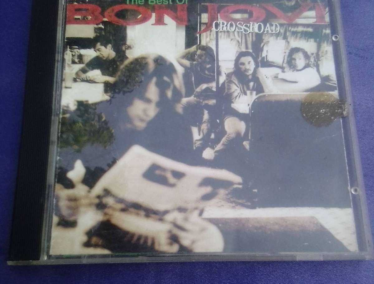 CD. The Best of Bon Jovi.  Crossroad.