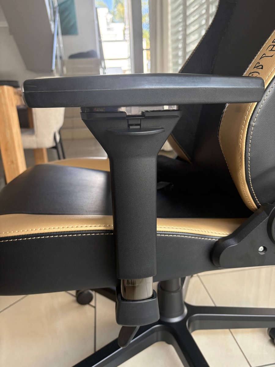 noblechairs HERO  The Elder Scrolls Online Edition Gaming Chair | Excellent Condition