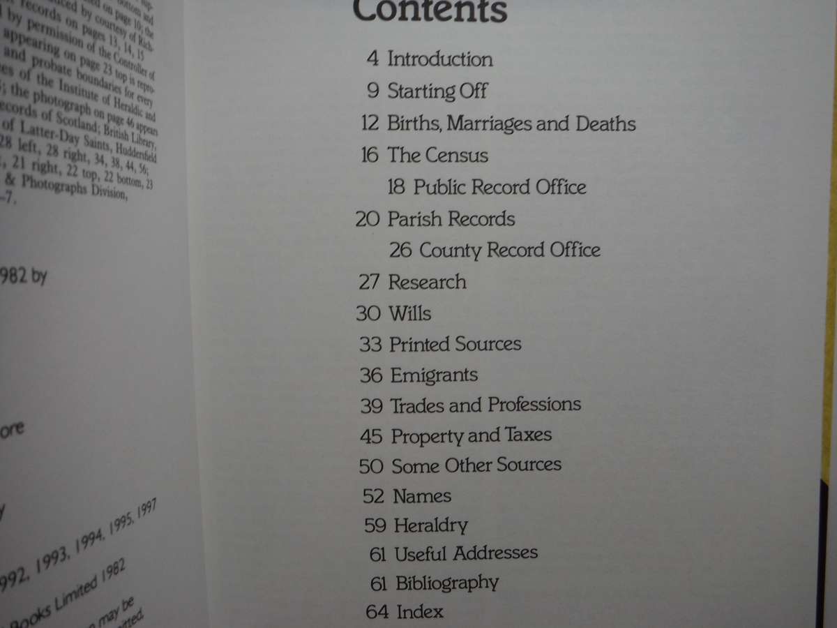 Step-by-Step Guide to Tracing Your Ancestors - Hardcover - D.M. Field