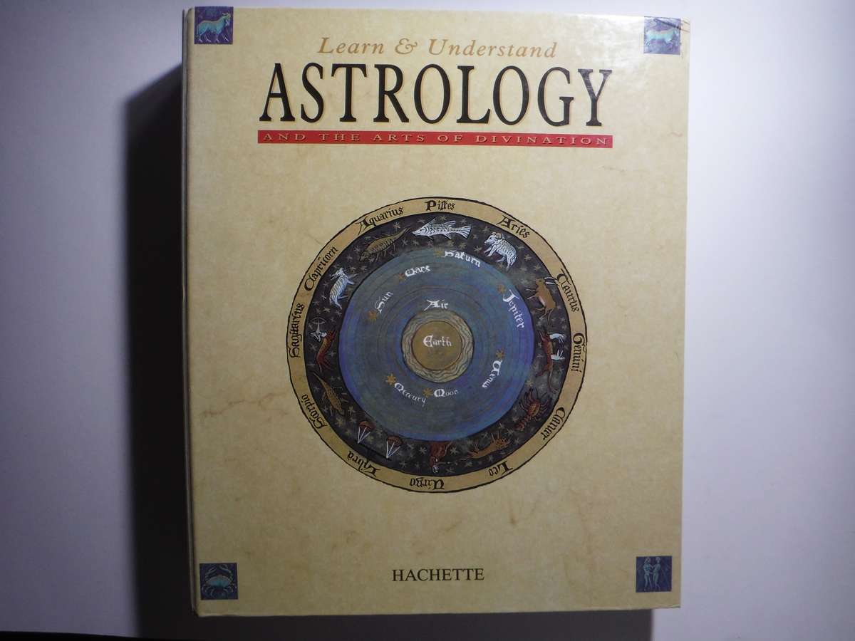 Learn & Understand Astrology : Issues 1-17 and Issues 31-34 with Binder
