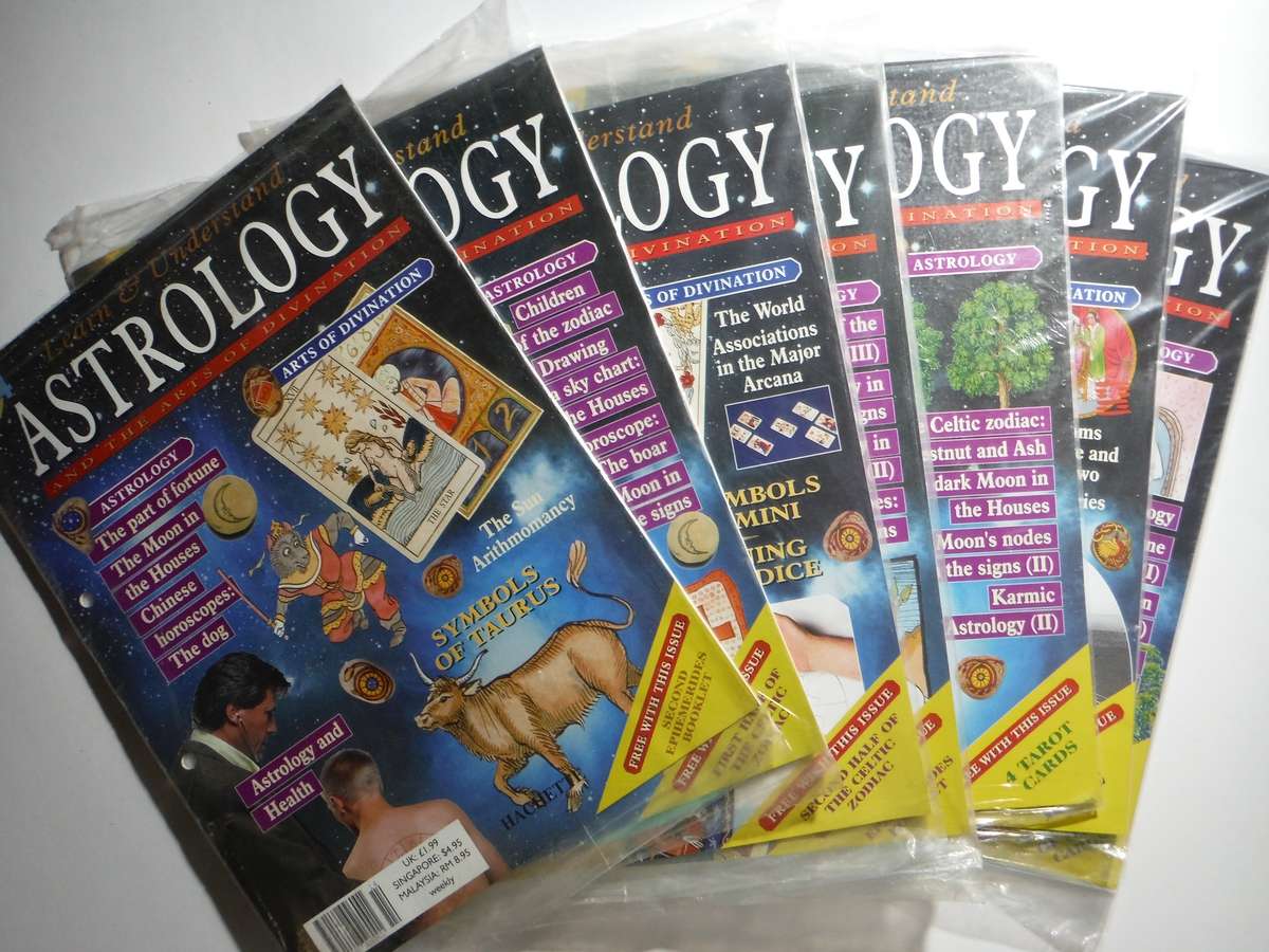 Learn & Understand Astrology : Issues 1-17 and Issues 31-34 with Binder