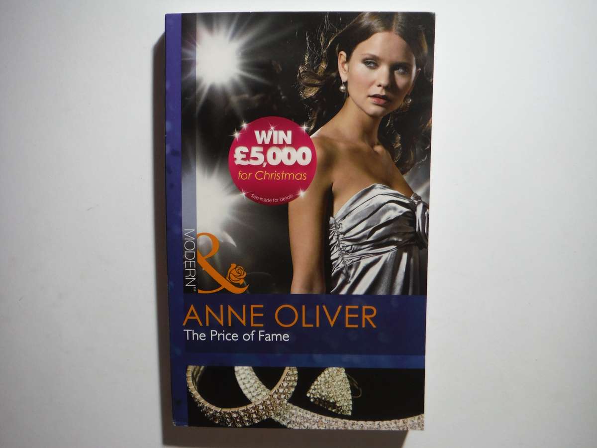 Mills & Boon : The Price of Fame - Paperback - Anne Oliver