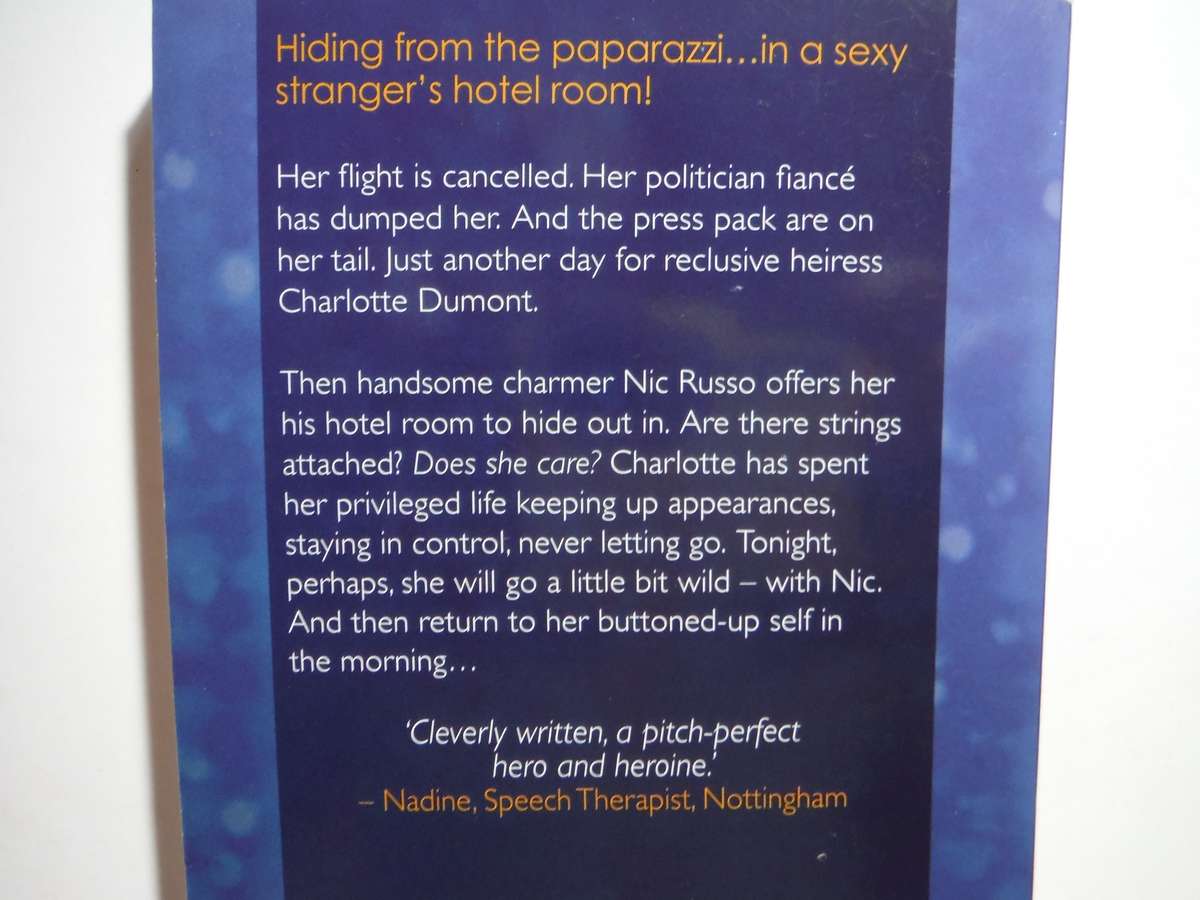 Mills & Boon : The Price of Fame - Paperback - Anne Oliver