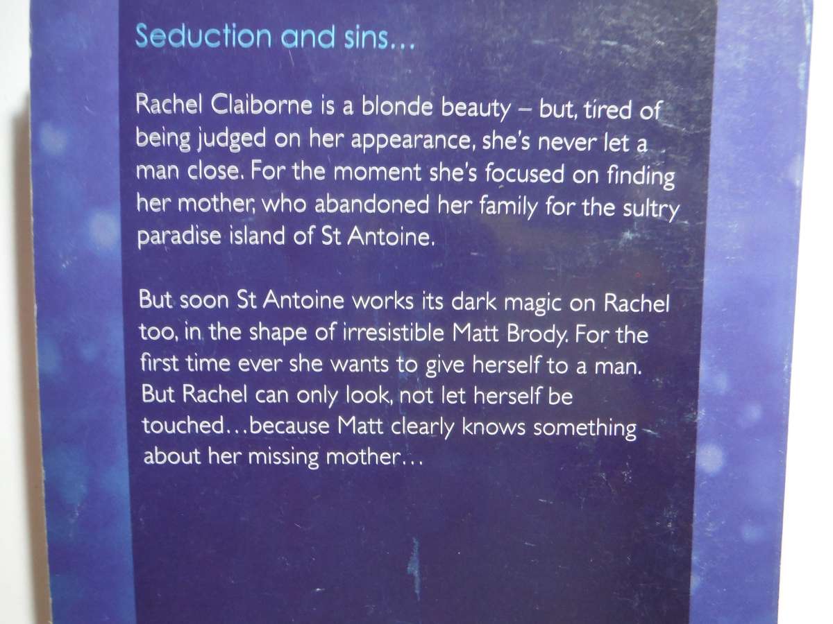 Mills & Boon : Innocent Virgin, Wild Surrender - Paperback - Anne Mather