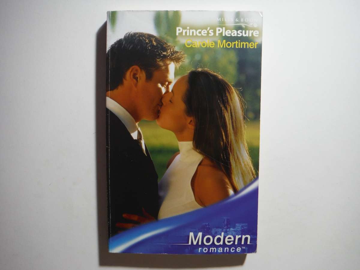 Mills & Boon : Prince's Pleasure - Paperback - Carole Mortimer