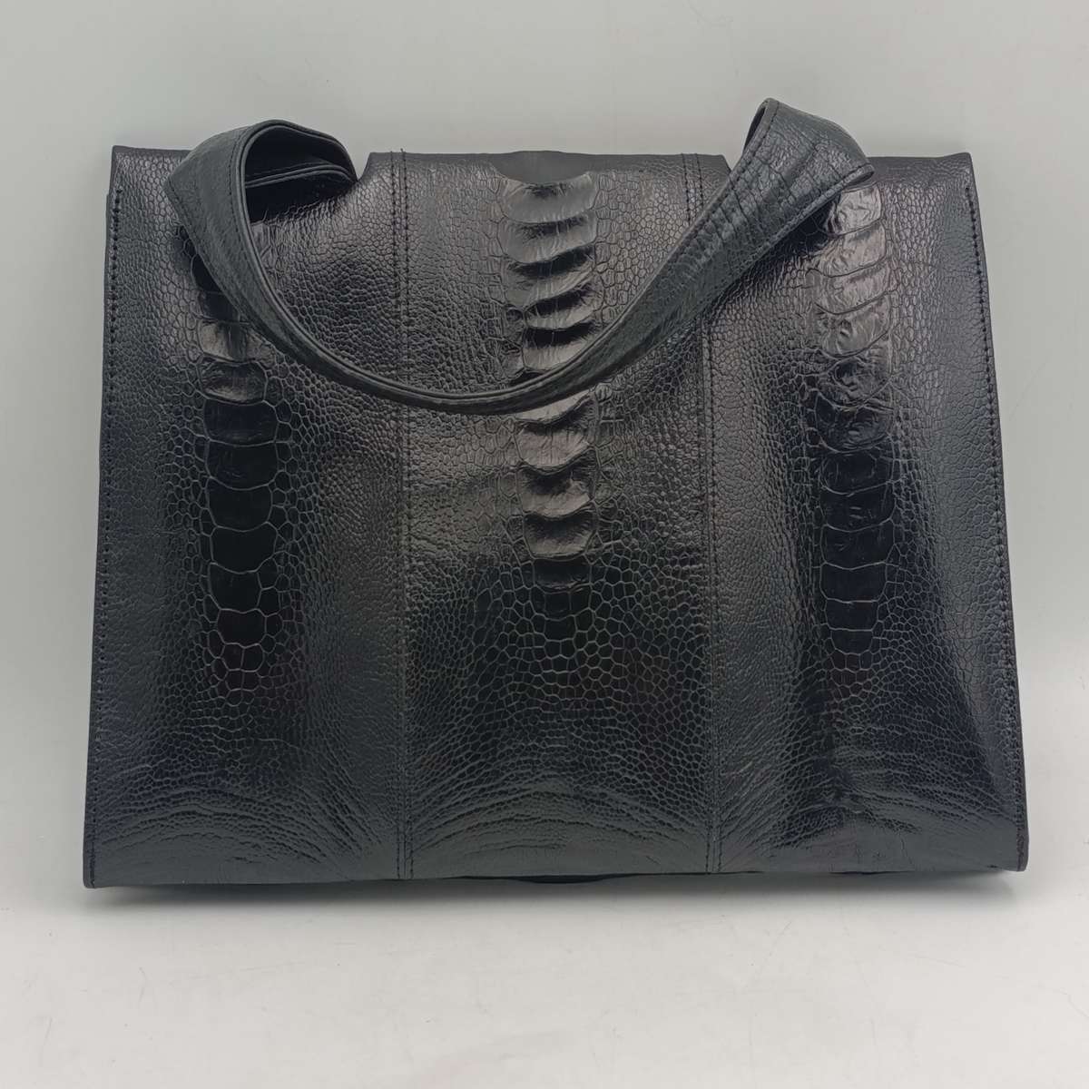 Cape cobra vintage leather craft of distinction Cape Town crocodile black leather handbag + purse