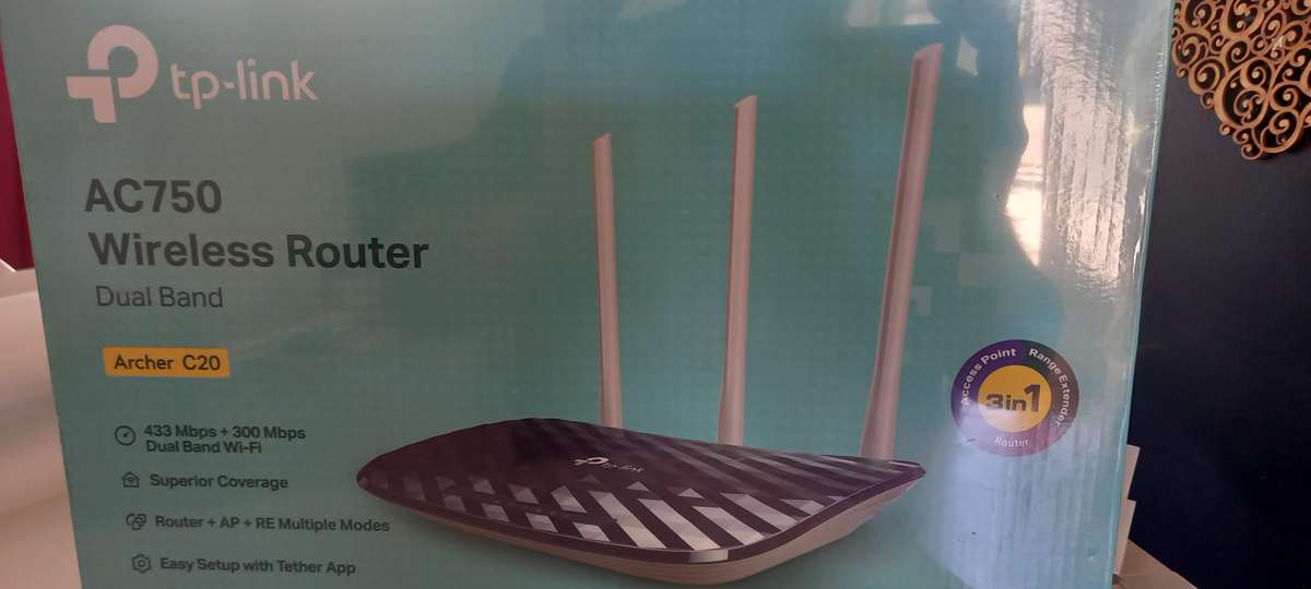 TP-Link Archer C20 AC750 Wireless Dual-Band Wi-Fi Router (New and sealed)