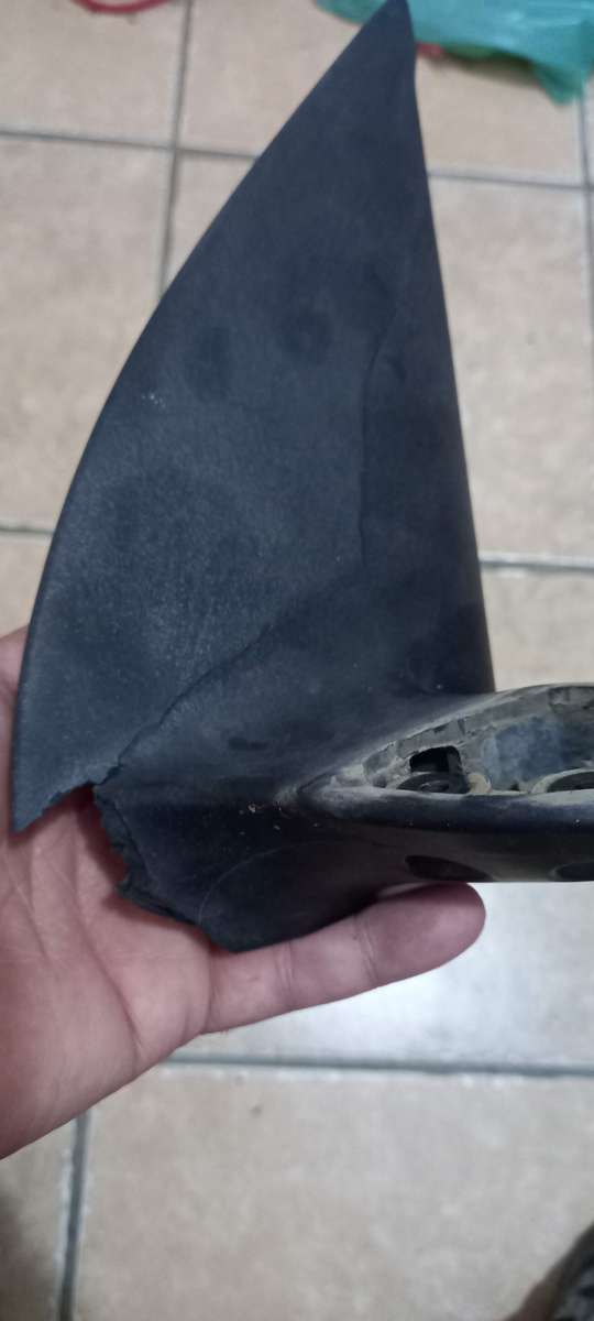 OEM Toyota Hilux D4D 2008 Left (passenger) side mirror