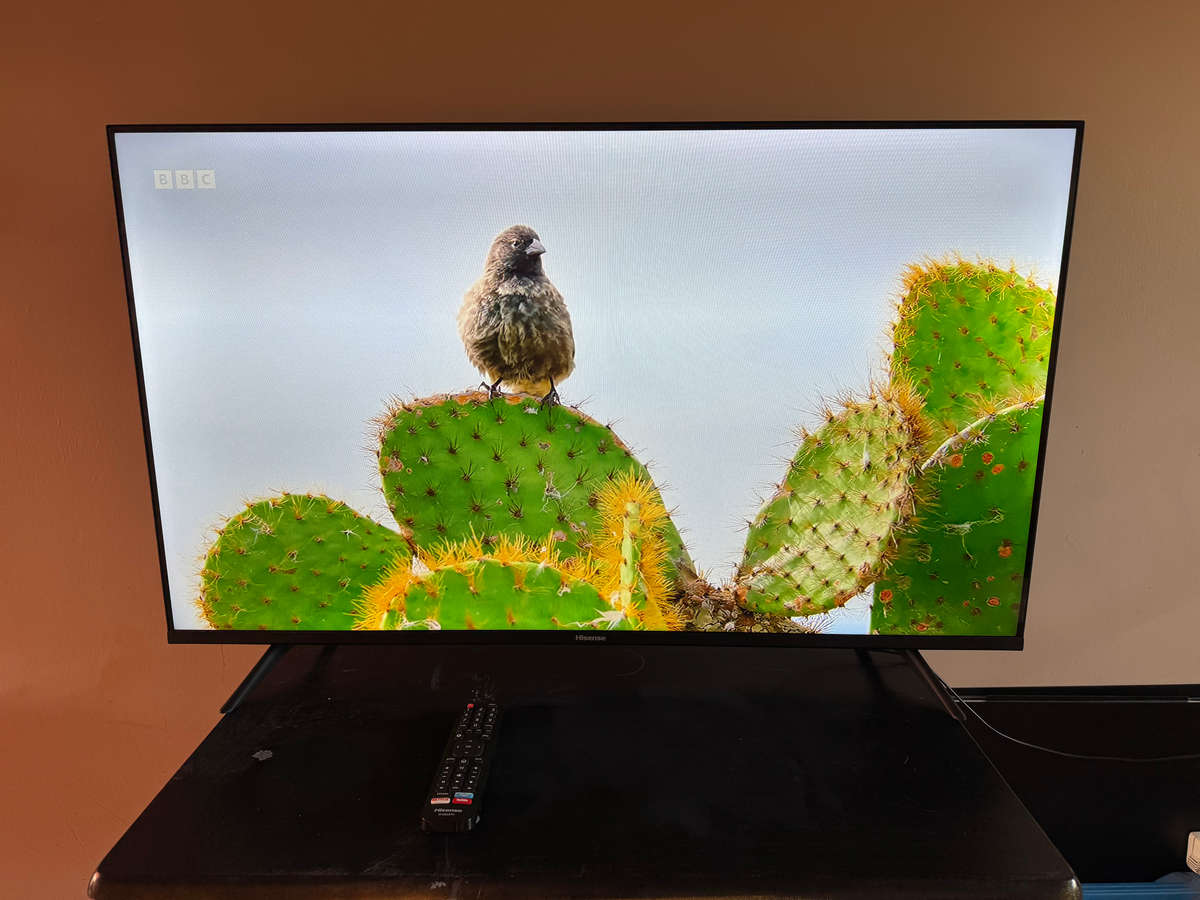 Hisense 43" SMART LED Backlit HD TV,