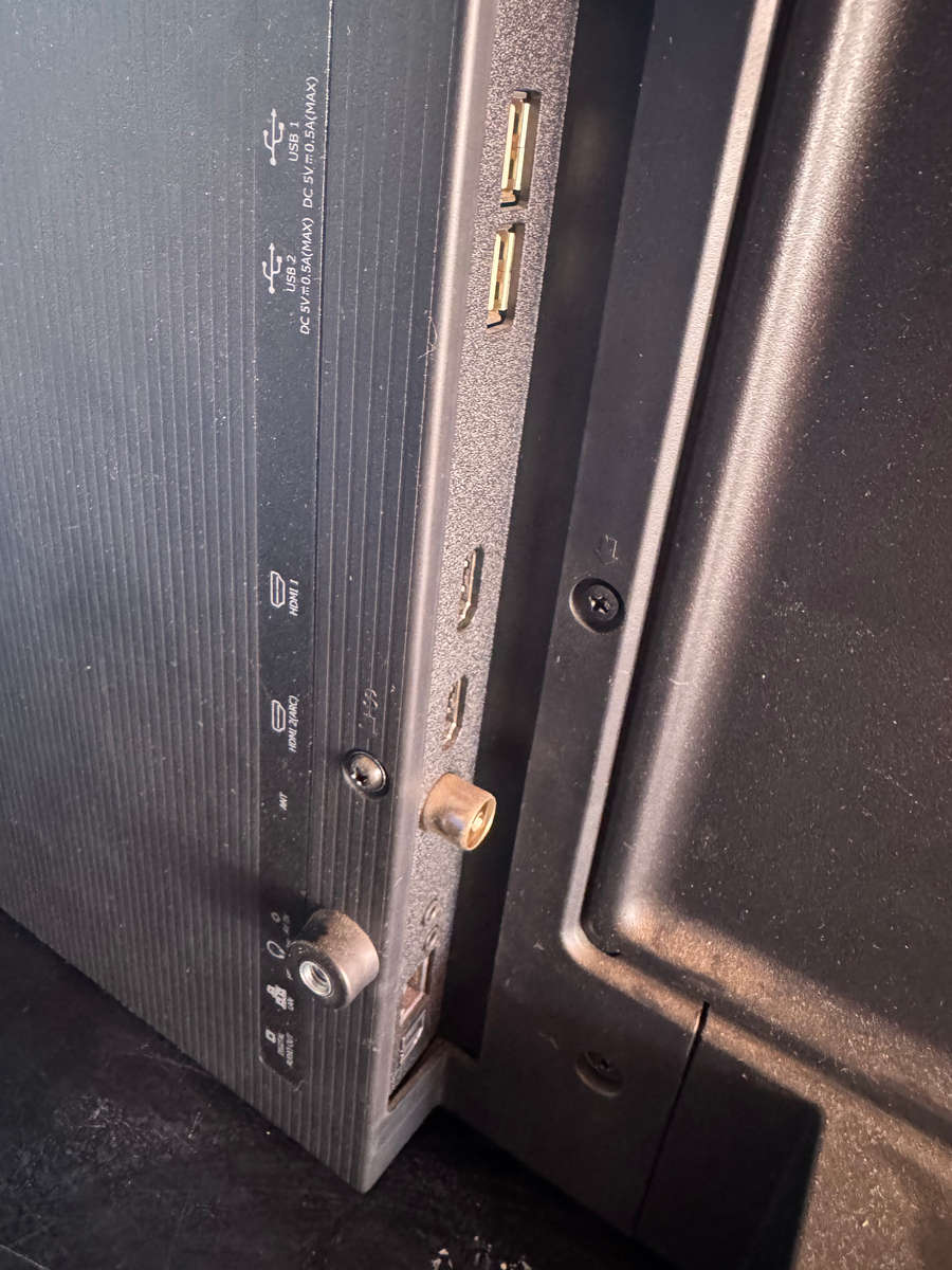 Hisense 43" SMART LED Backlit HD TV,