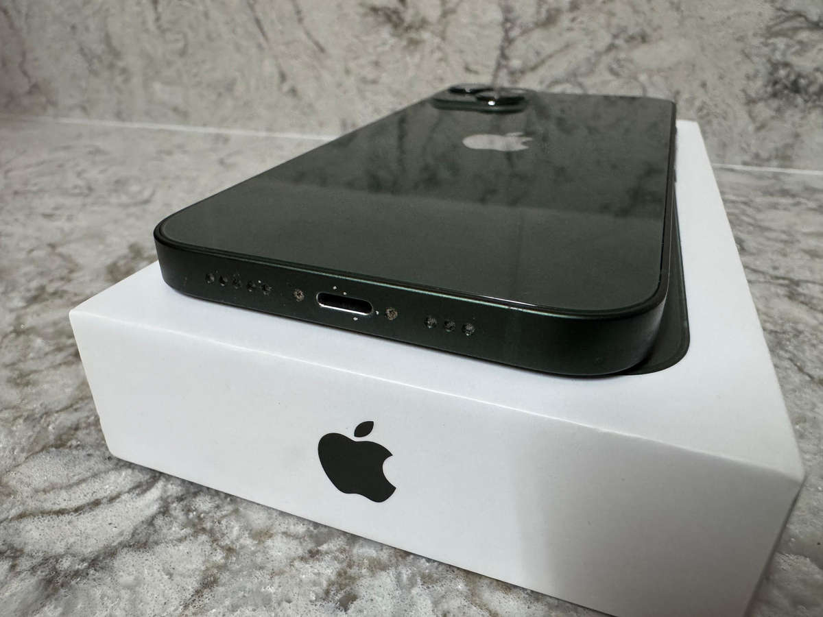 iPhone 13 128GB Green