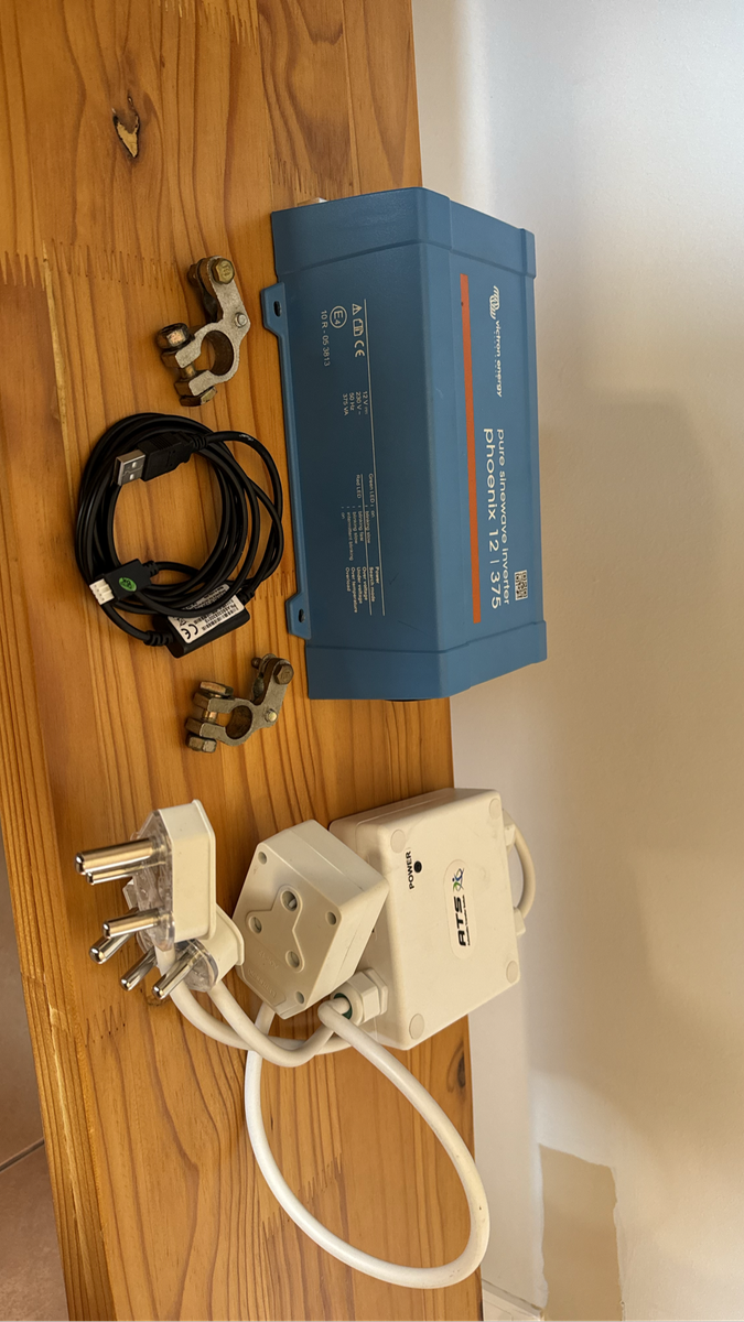 Victron 12/375 Inverter with change over switch