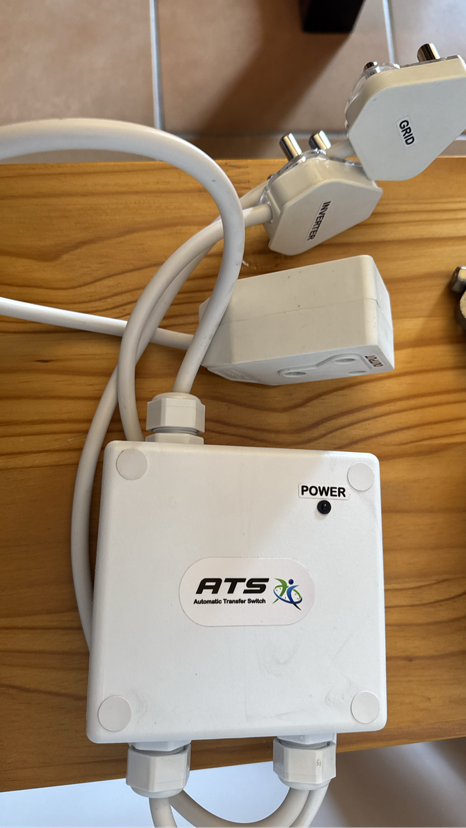 Victron 12/375 Inverter with change over switch