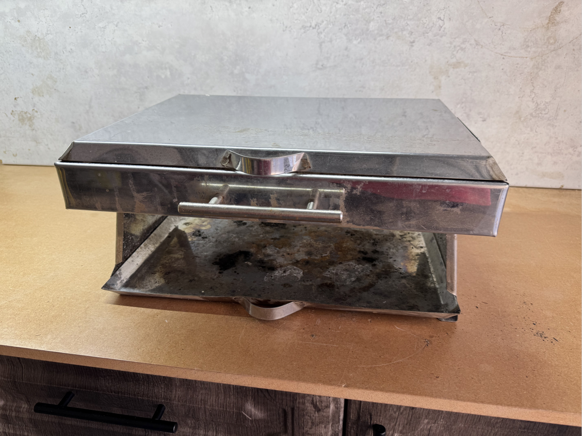 Braai, Portable suitcase style braai