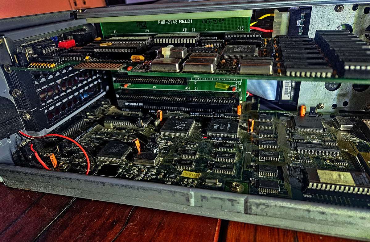 Vintage Desktop Computer- Tatung 386SX 1988
