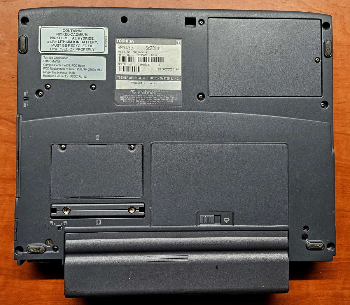 Vintage Pentium II Windows 98 latop. Toshiba Portege 7020CT