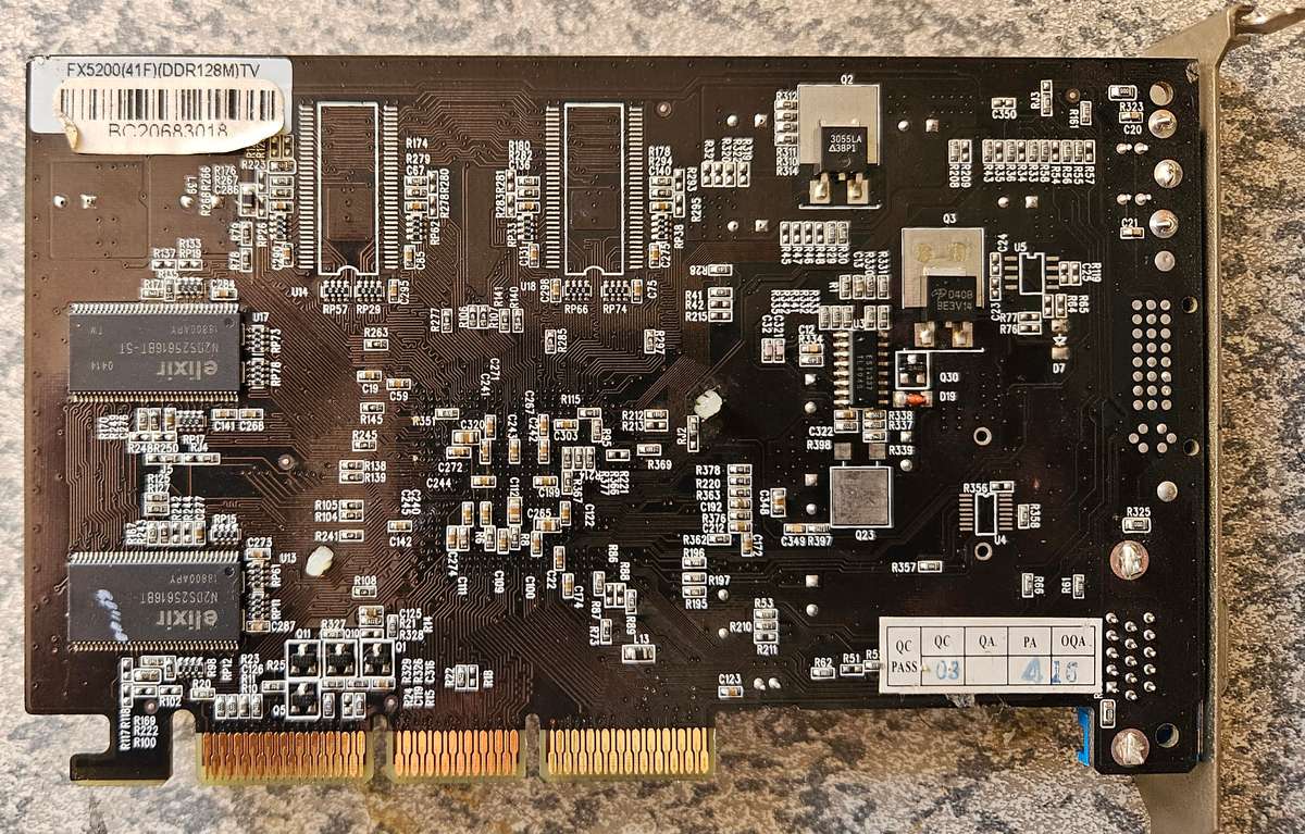 GeForce FX5200 128Mb AGP X4