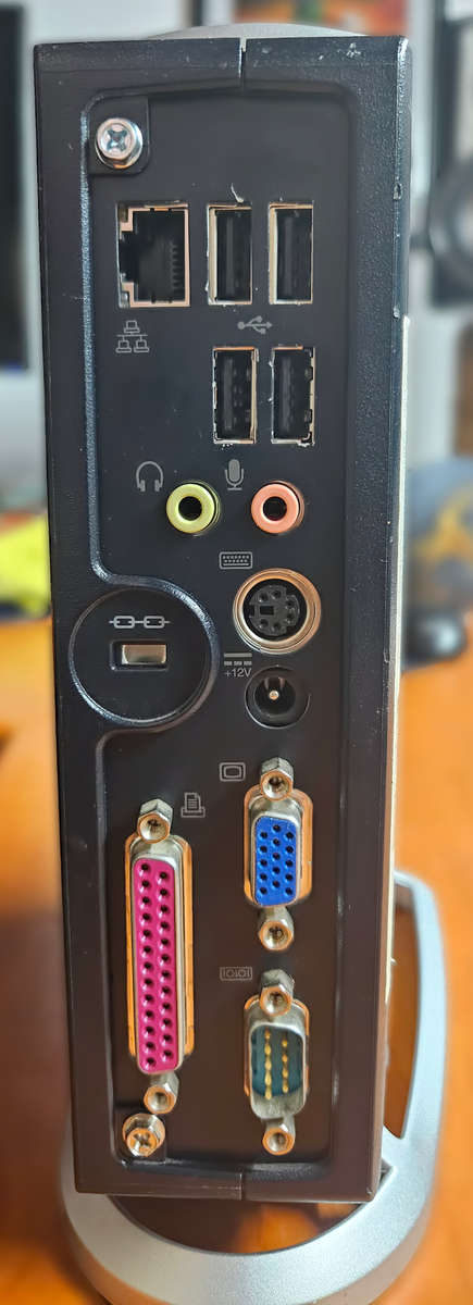 HP 5520 Mini Windows 98 Desktop PC