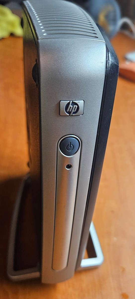 HP 5520 Mini Windows 98 Desktop PC