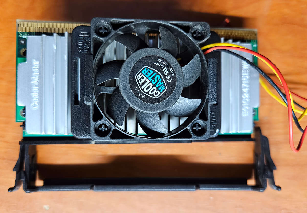 Intel Slot 1 Pentium III 533Mhz  CPU (1999)