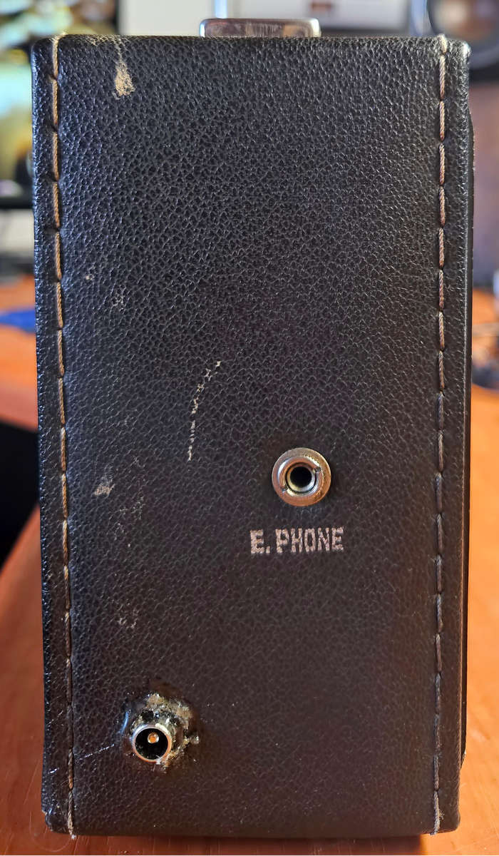 Vintage Transistor Radio 1967 - Pilot 3 Band