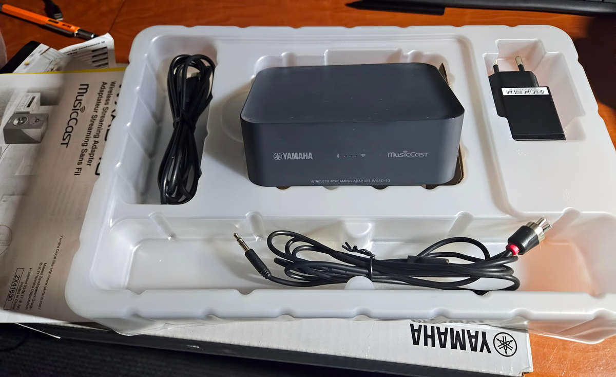 Yamaha XWAD-10 Wireless Streaming Adaptor