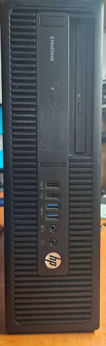 HP Elite Desk 705 G3 SFF - Dell Monitor - 8Gb RAM - 500Gb HDD - KB & Mouse