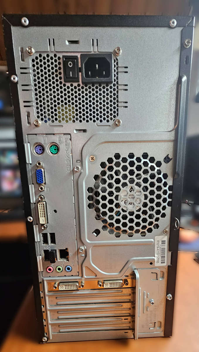 Fujitsu MI4W  i5 Desktop PC  8Gb  1Tb  Ati Graphics  Win10