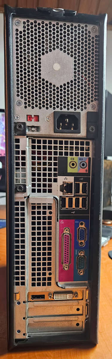 Dell Optiplex 755 - Dual Core, 4Gb, 500Gb Ati Graphics card. Win 10. KB & Mouse