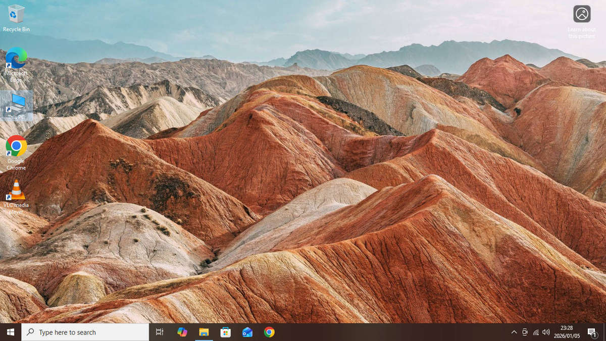 Giada Windows 10 Mini Desktop PC.  Quad Core . 4Gb, 500Gb