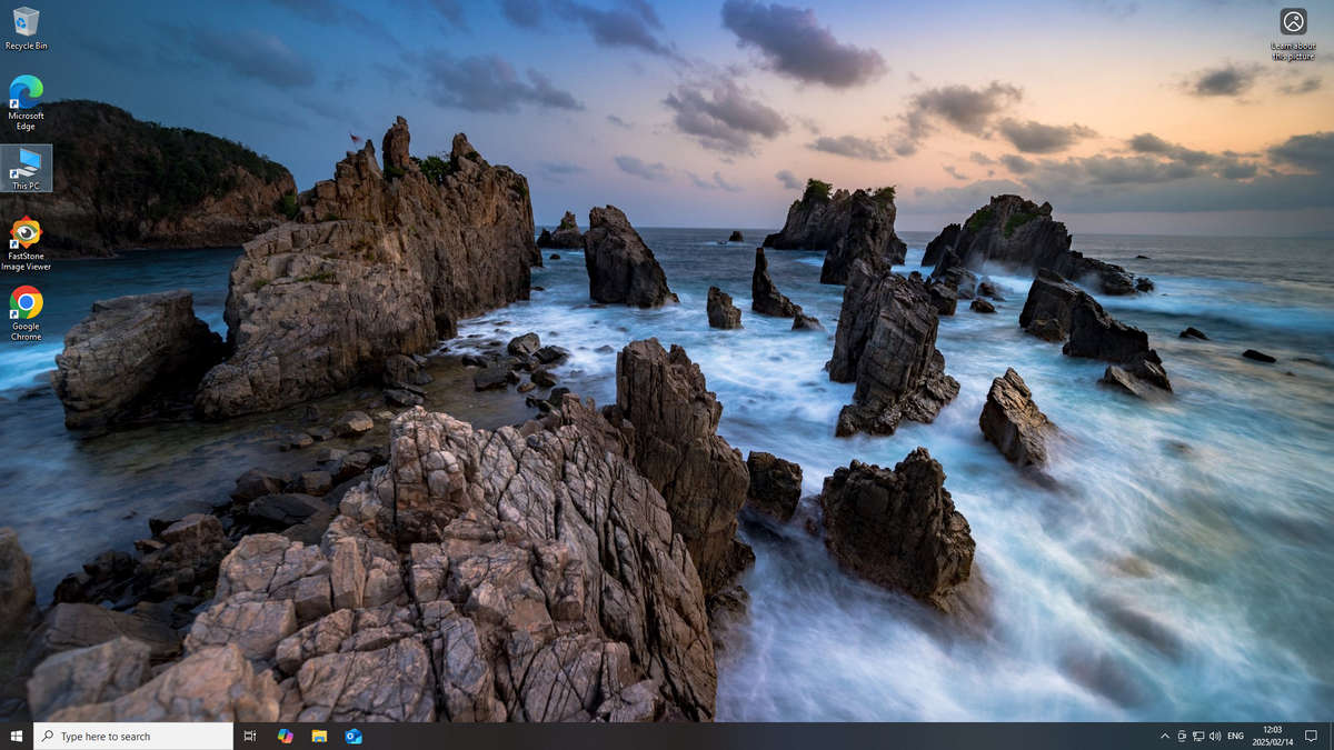 Windows 10 Desktop PC.  2.9Ghz Dualcore-4Gb RAM-120Gb SSD