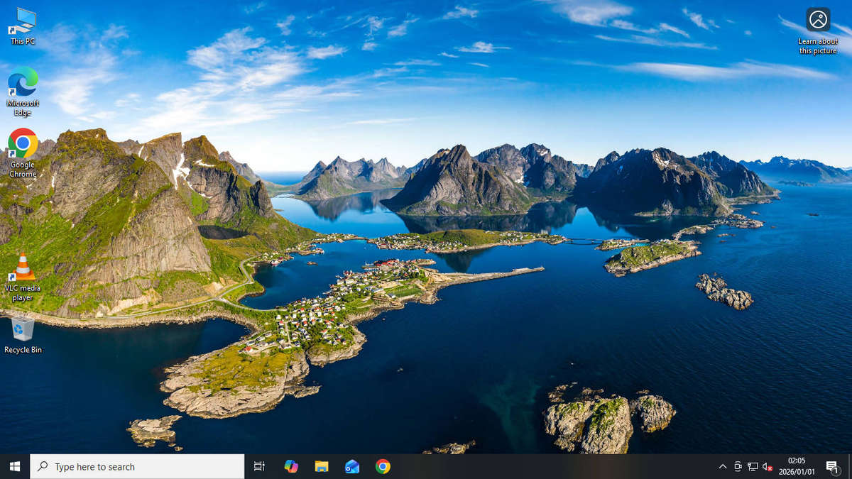 Dell Optiplex 755 - Dual Core, 4Gb, 500Gb Ati Graphics card. Win 10. KB & Mouse