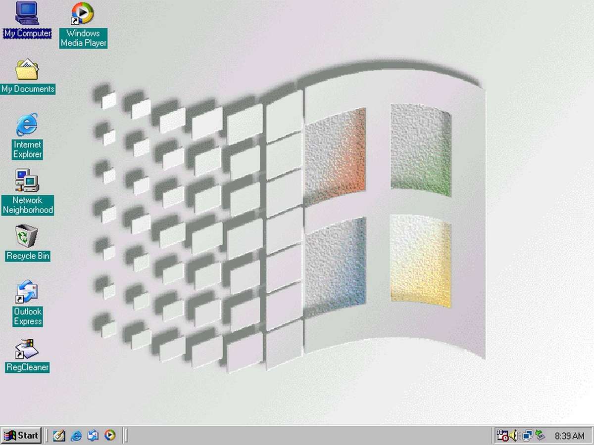 Dell Optiplex GX240 Windows 98 Gaming PC. (2002)
