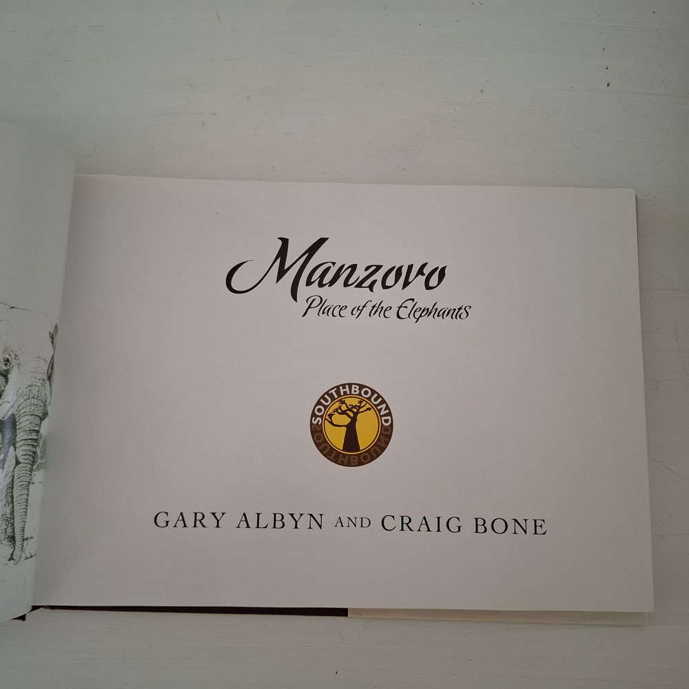 Manzovo: Place of the Elephants - Albyn, Gary/ Bone, Craig (Contributor)/ Whiteley, John (Narrator)