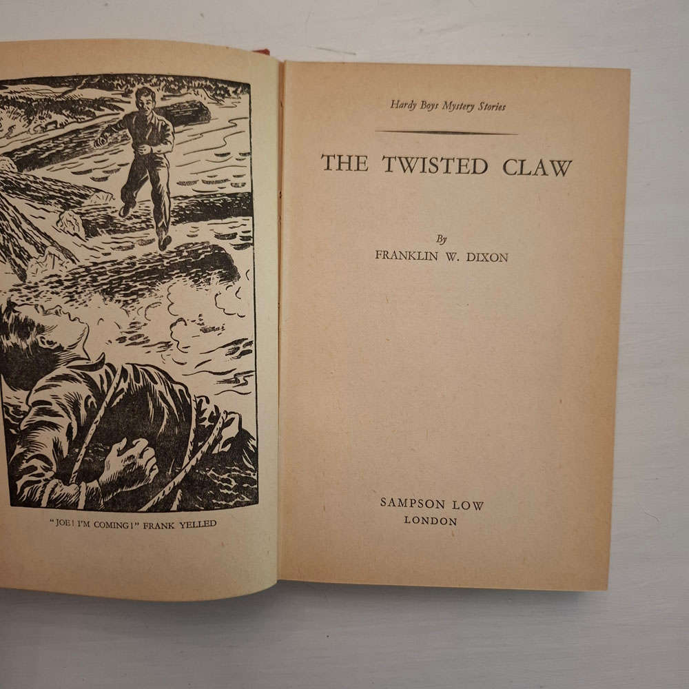 The Hardy Boys: The Twisted Claw (Franklin W. Dixon)